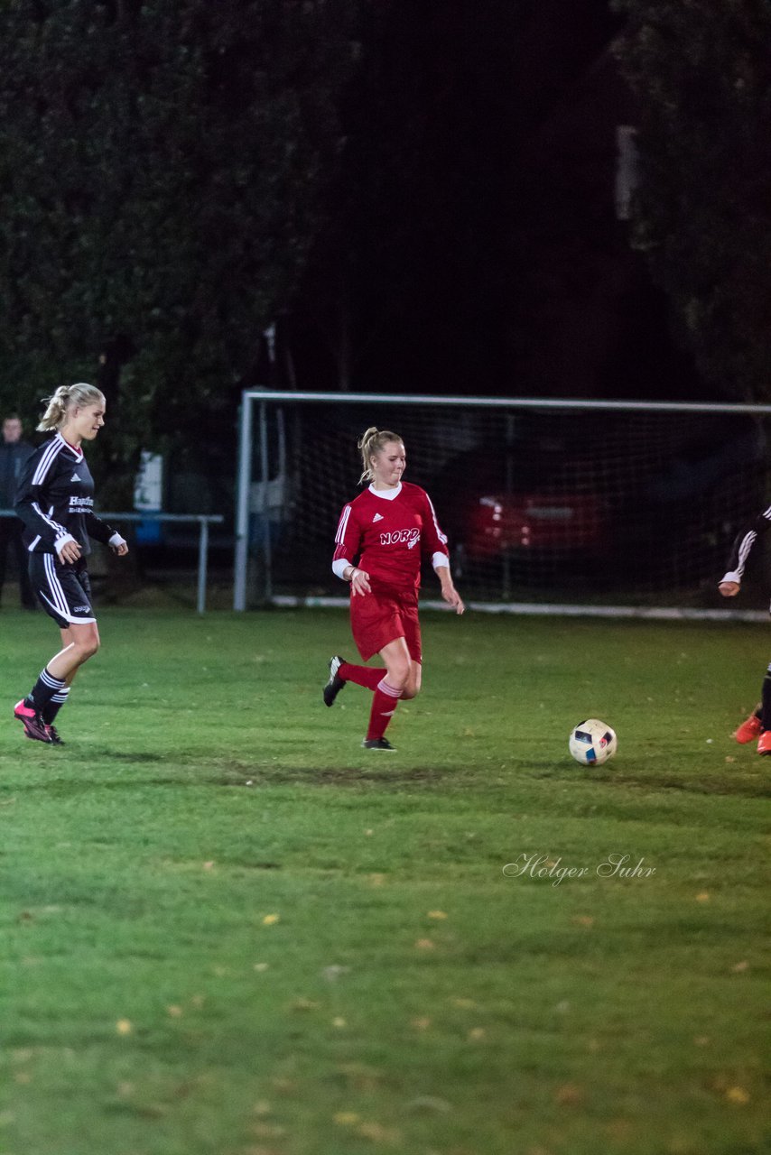 Bild 171 - Frauen SG Krempe/ETSV F. Glueckstadt - TSV Heiligenstedten : Ergebnis: 8:0